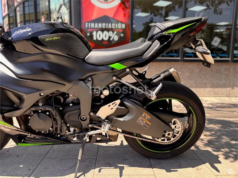 Kawasaki Ninja ZX-6R – Vista 3