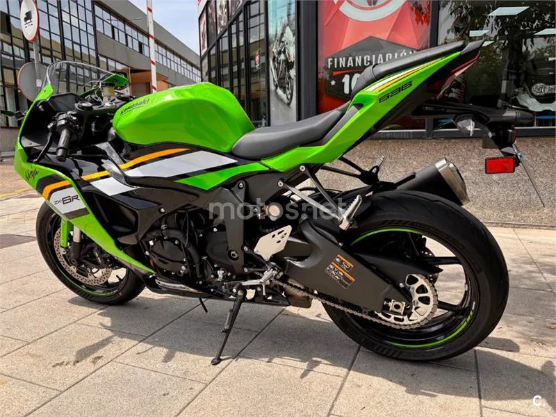 Kawasaki Ninja ZX-6R - Vista 11