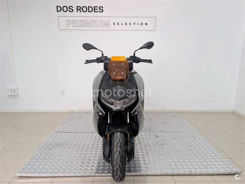 BMW CE 04 – Vista 3