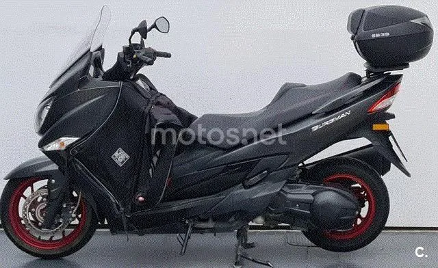 Suzuki Burgman 400 – Vista 5