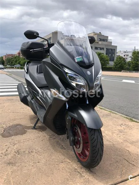 Suzuki Burgman 400 – Vista 7