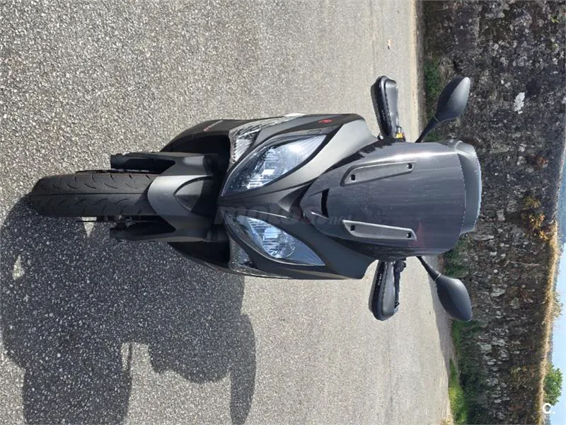 Kymco Xciting 500 – Vista 2
