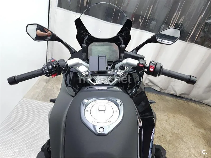BMW R 1300 RS – Vista 7