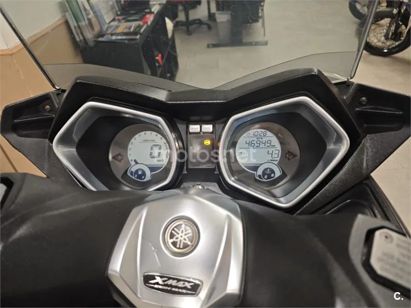 Yamaha XMAX 125 – Vista 6
