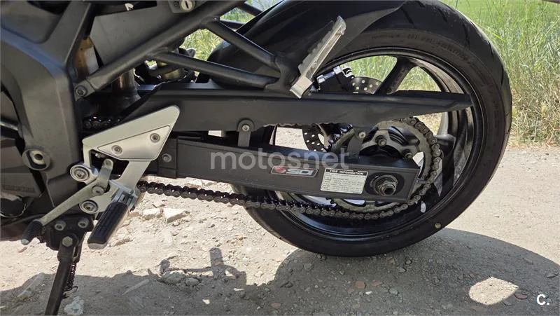 Yamaha FZ6 Fazer – Vista 12