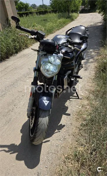 Yamaha FZ6 Fazer – Vista 14