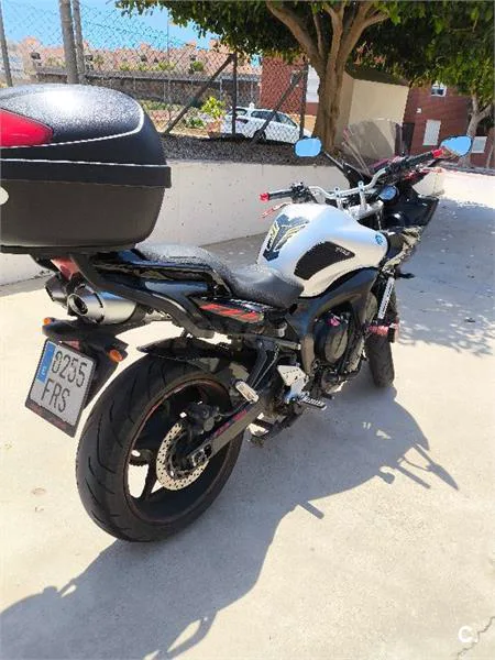 Yamaha FZ6 Fazer S2 – Vista 3