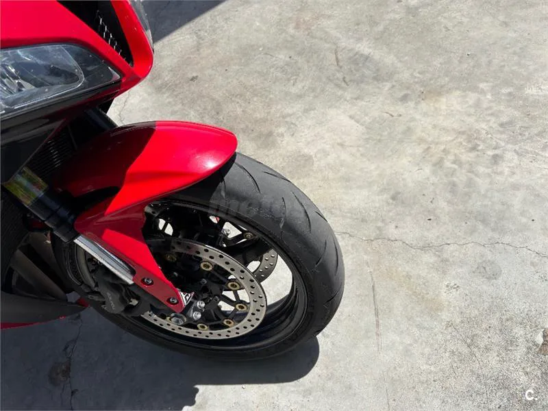 Honda CBR 600 RR – Vista 8