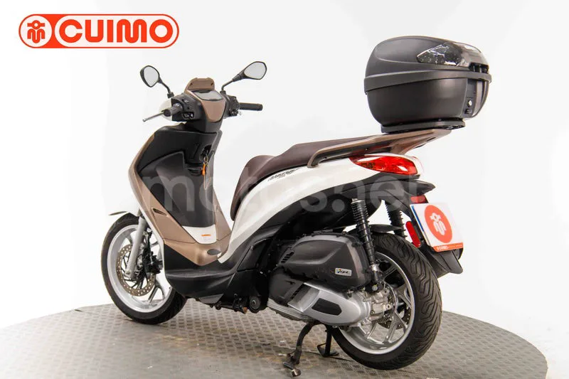 Piaggio Medley – Vista 12