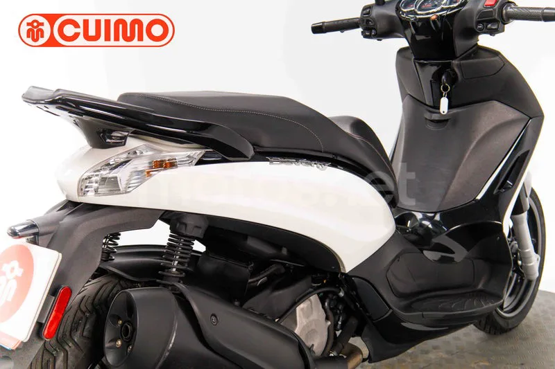 Piaggio Beverly – Vista 32