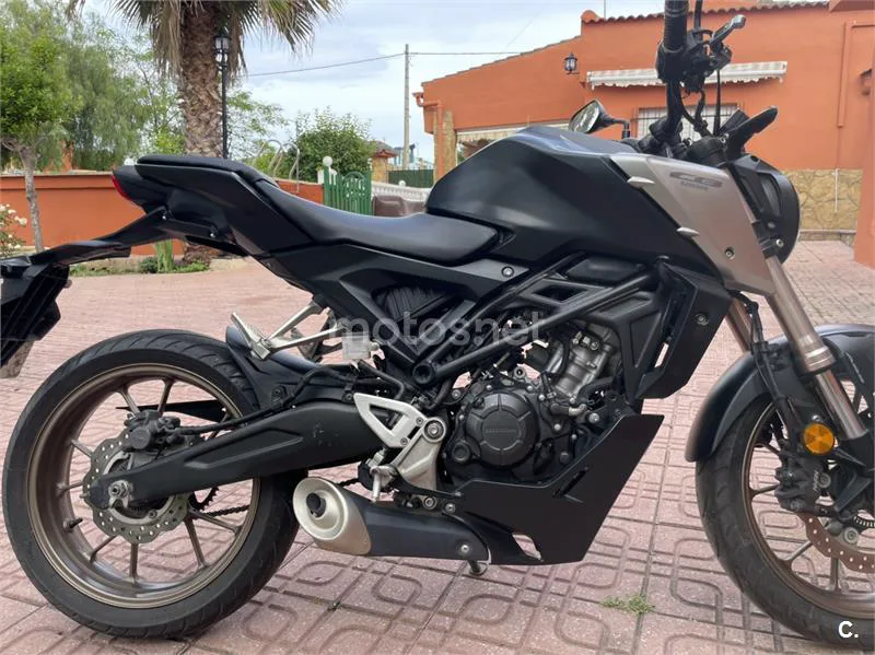 Honda CB 125 R – Vista 1