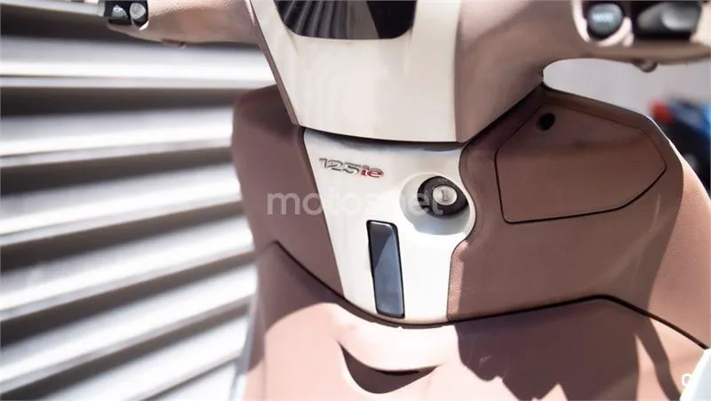 Piaggio Beverly 125 – Vista 11