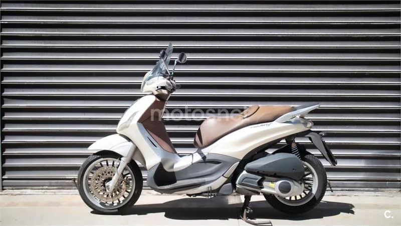 Piaggio Beverly 125 – Vista 13