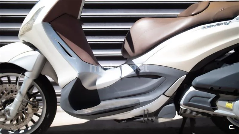 Piaggio Beverly 125 – Vista 17