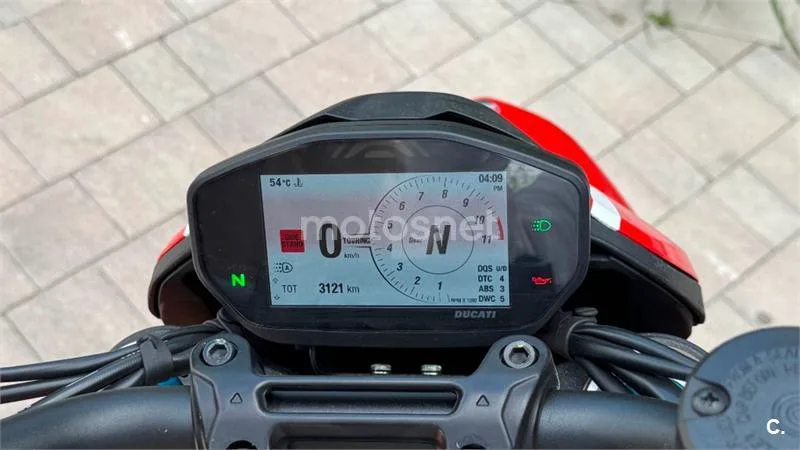 Ducati Hypermotard – Vista 14