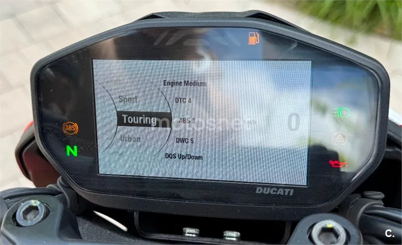Ducati Hypermotard – Vista 15