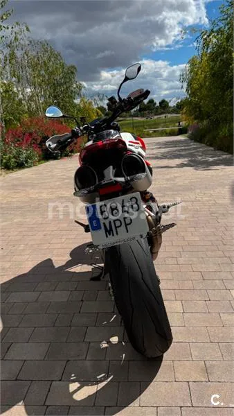 Ducati Hypermotard – Vista 6