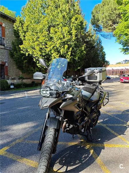 BMW F 750 – Vista 3