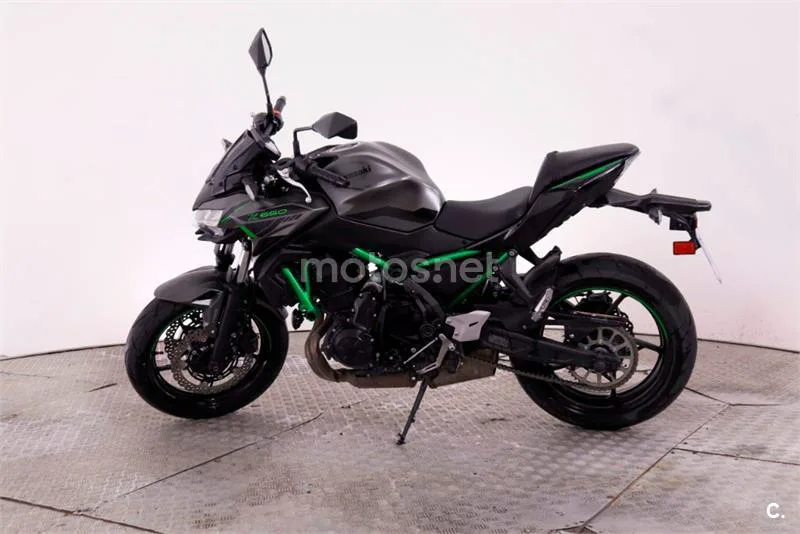 Kawasaki Z650 – Vista 5
