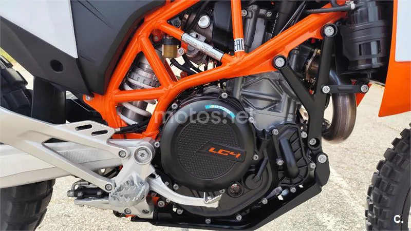 KTM 690 Enduro R – Vista 9