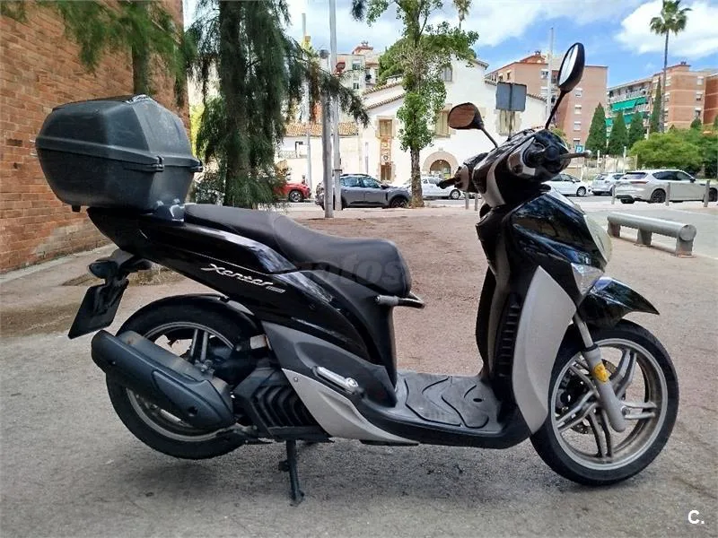Yamaha X enter 125 – Vista 2