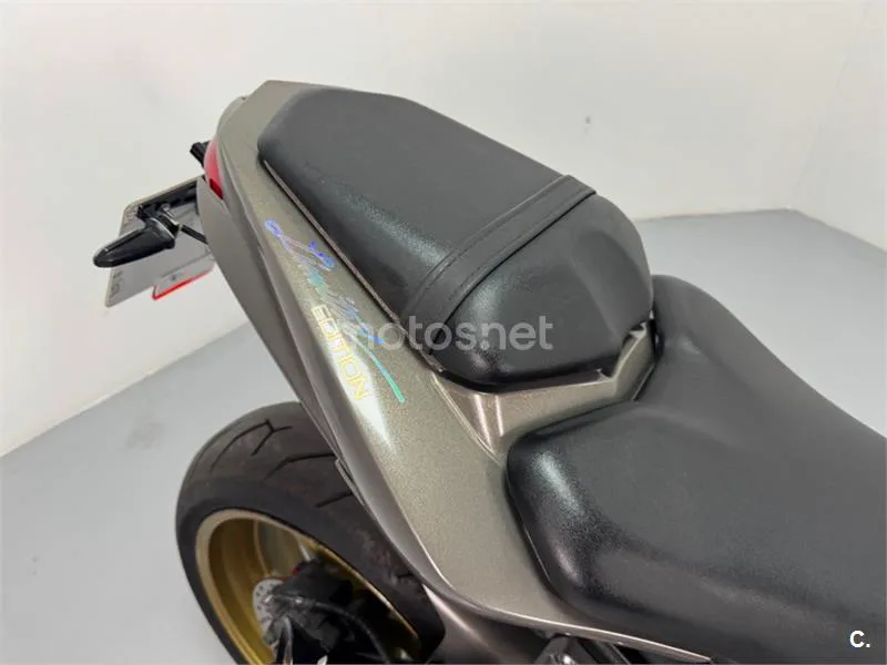 Yamaha FZ1 – Vista 20