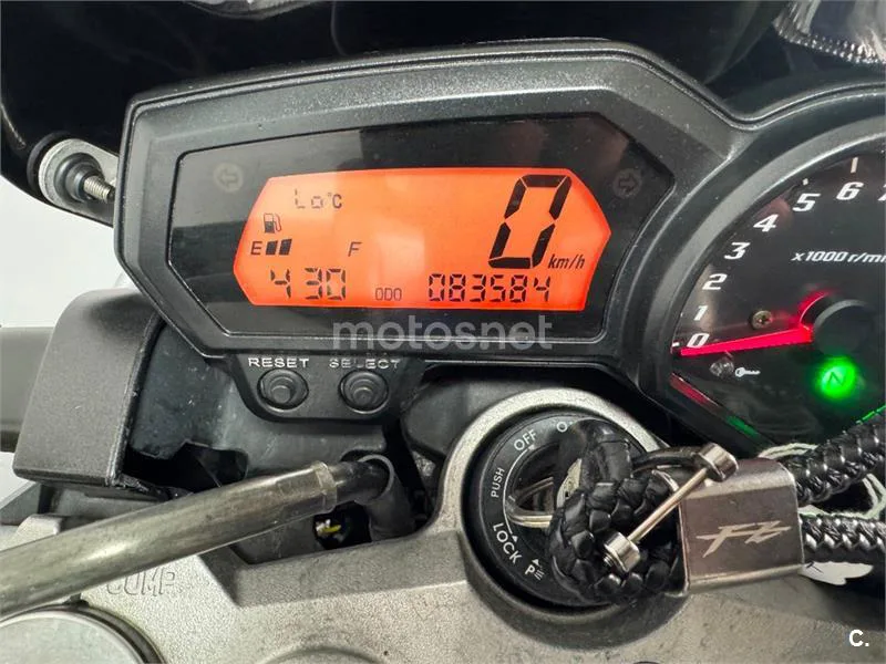 Yamaha FZ1 – Vista 21