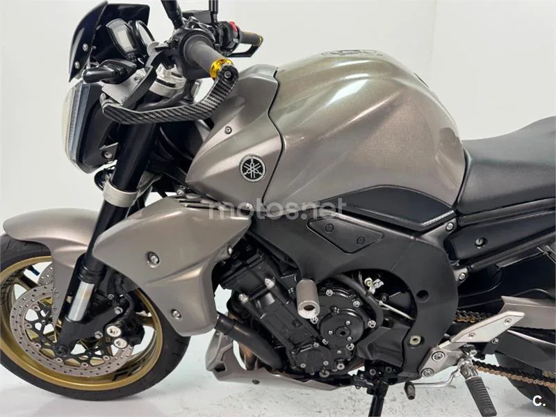 Yamaha FZ1 – Vista 6