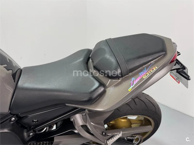Yamaha FZ1 – Vista 9