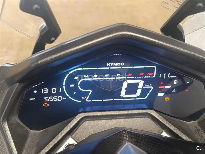 Kymco DTX 125 - Vista 3
