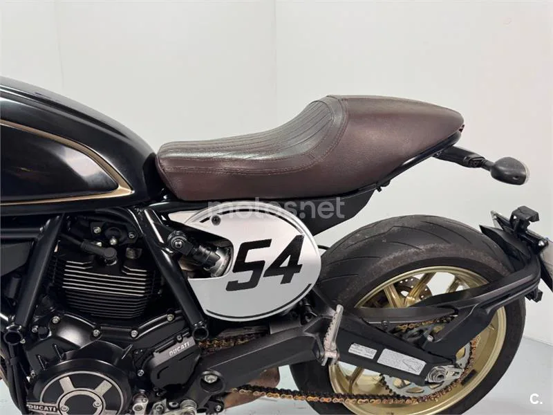 Ducati Scrambler – Vista 18
