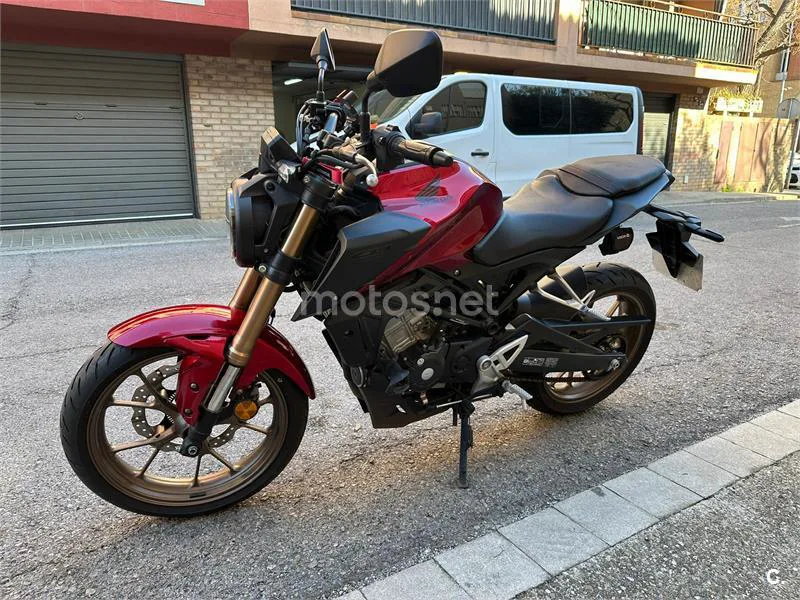 Honda CB 125 R – Vista 3