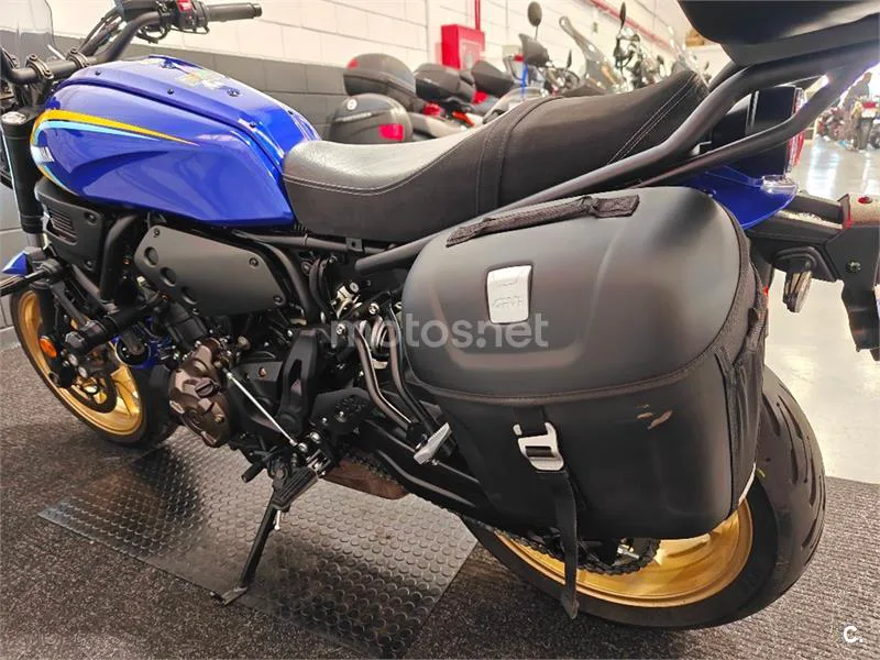 Yamaha XSR 700 – Vista 15