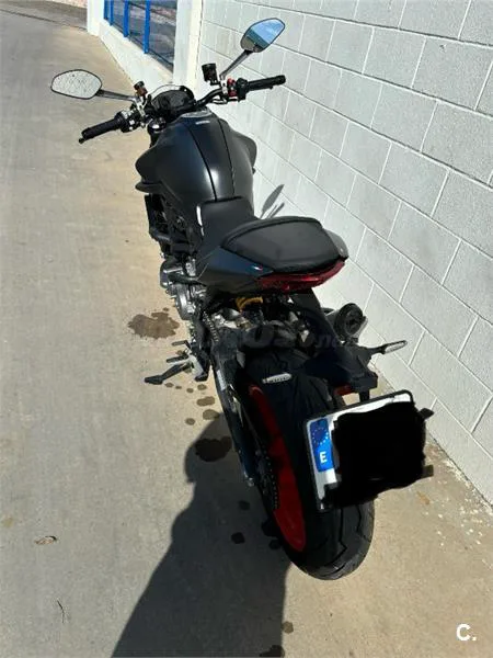 Ducati Monster – Vista 2
