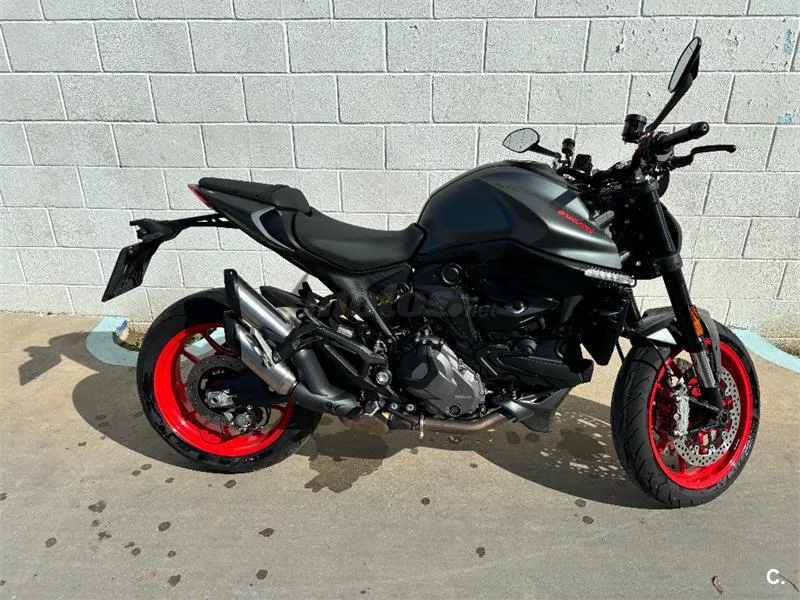 Ducati Monster – Vista 3