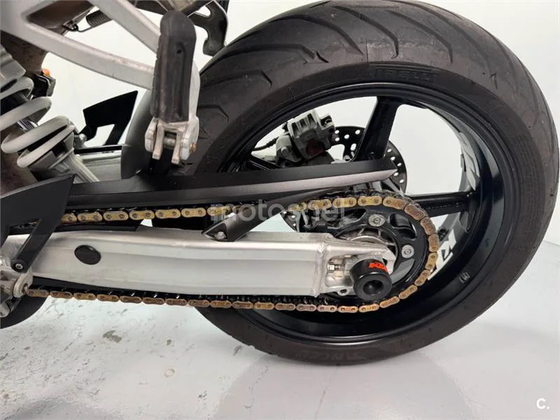 KTM 990 Super Duke – Vista 11