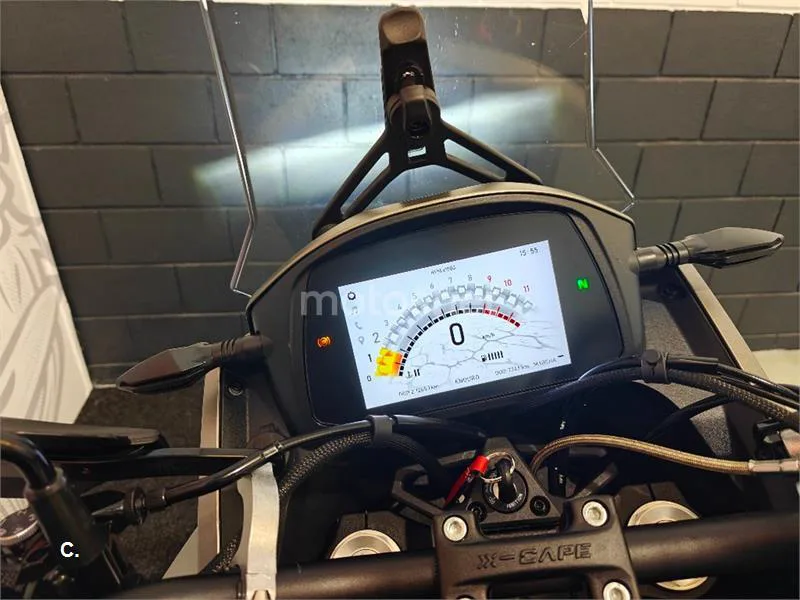 Moto Morini X-Cape – Vista 8