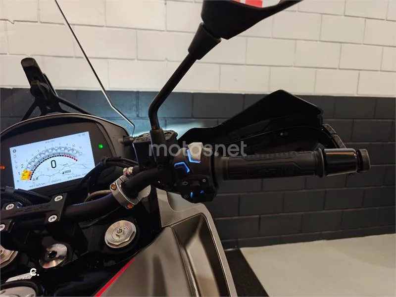 Moto Morini X-Cape – Vista 10