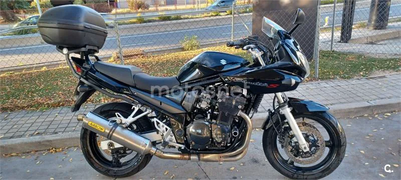 Suzuki Bandit 650 S – Vista 2