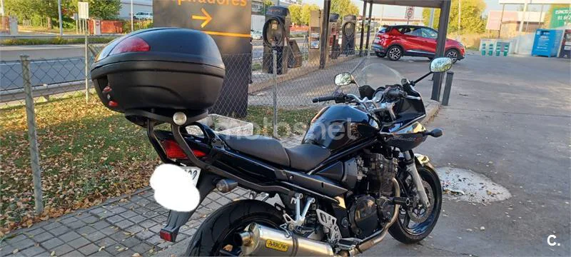 Suzuki Bandit 650 S – Vista 6