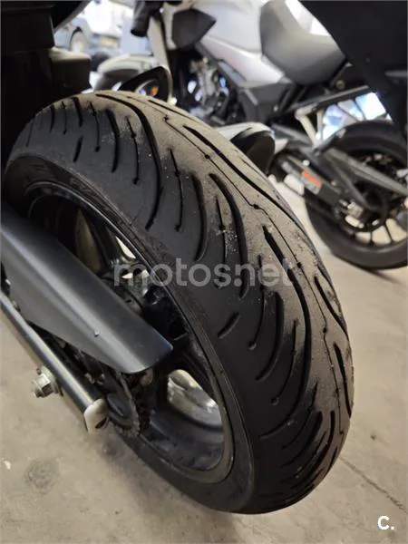 Suzuki SFV 650 Gladius – Vista 4