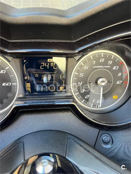 Yamaha XMAX 125 – Vista 7