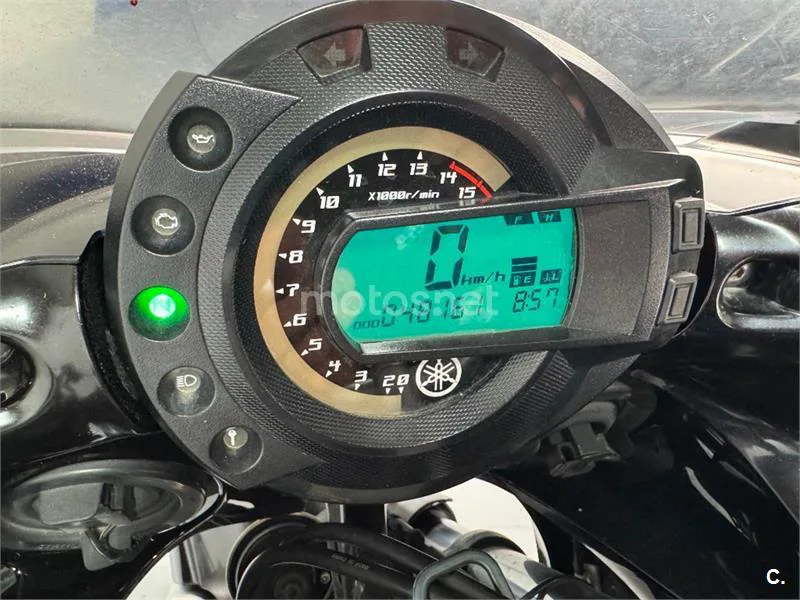 Yamaha FZ6 Fazer – Vista 20
