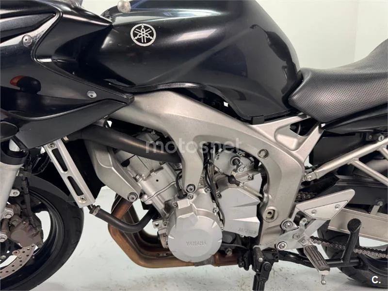Yamaha FZ6 Fazer – Vista 8