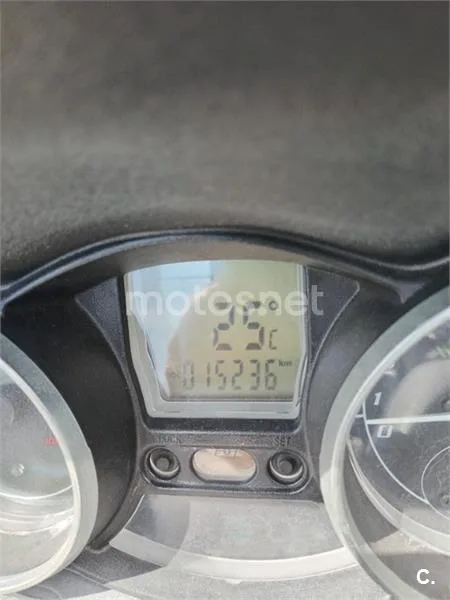 Piaggio MP3 125 – Vista 6