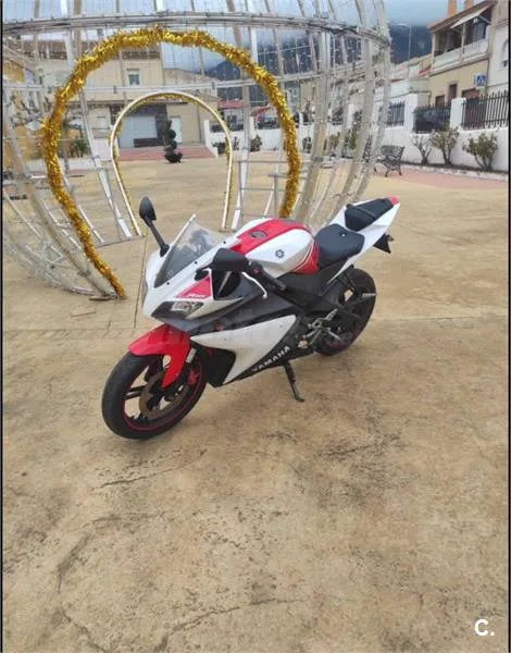 Yamaha R125 – Vista 2
