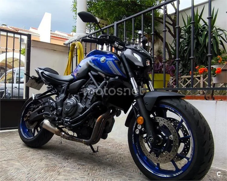 Yamaha MT-07 – Vista 9