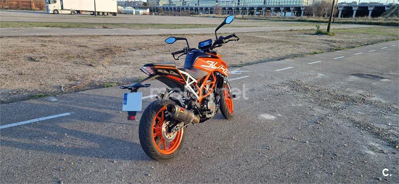 KTM 390 – Vista 8