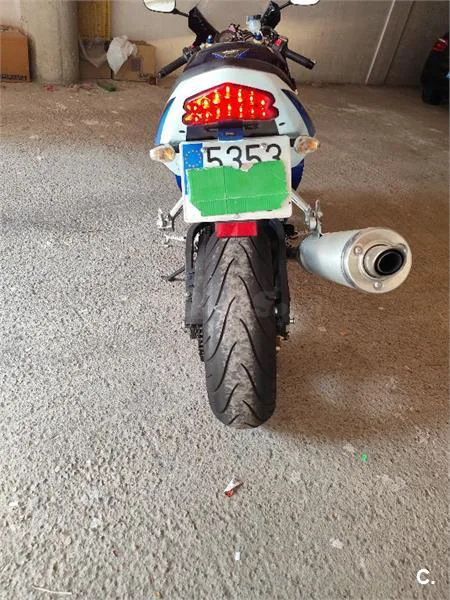 Suzuki GSX-R600 – Vista 5
