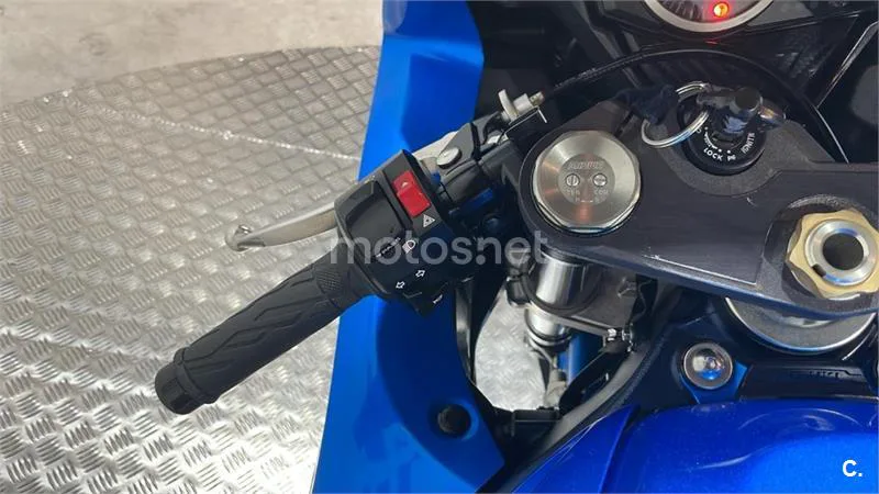 Suzuki GSX-R600 – Vista 10